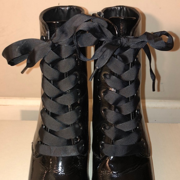Reaction Kenneth Cole Lace-Up Booties - Picture 5 of 12